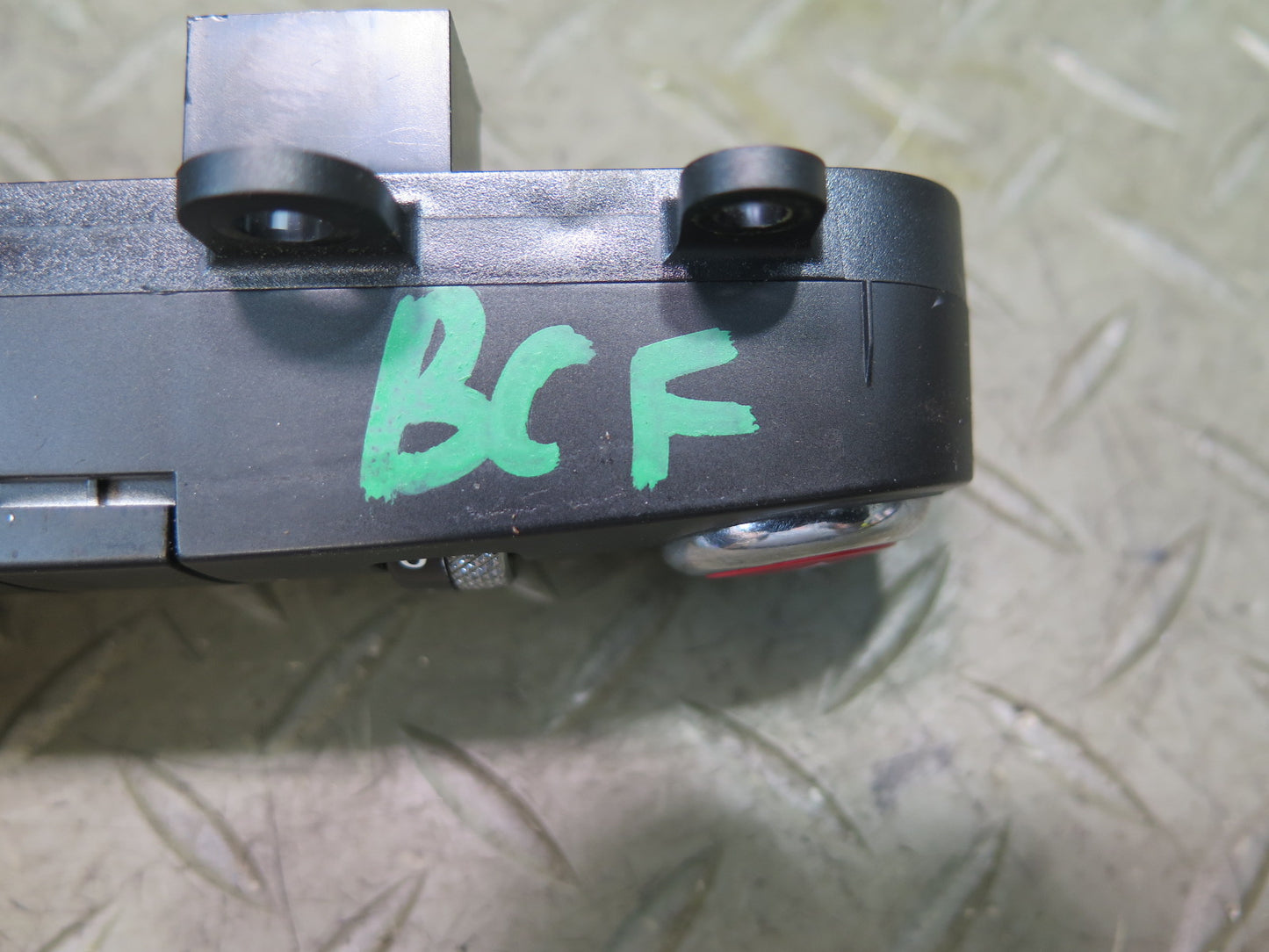 03-10 Bentley Continental GT Center Console Switch Control Panel 3W0959676
