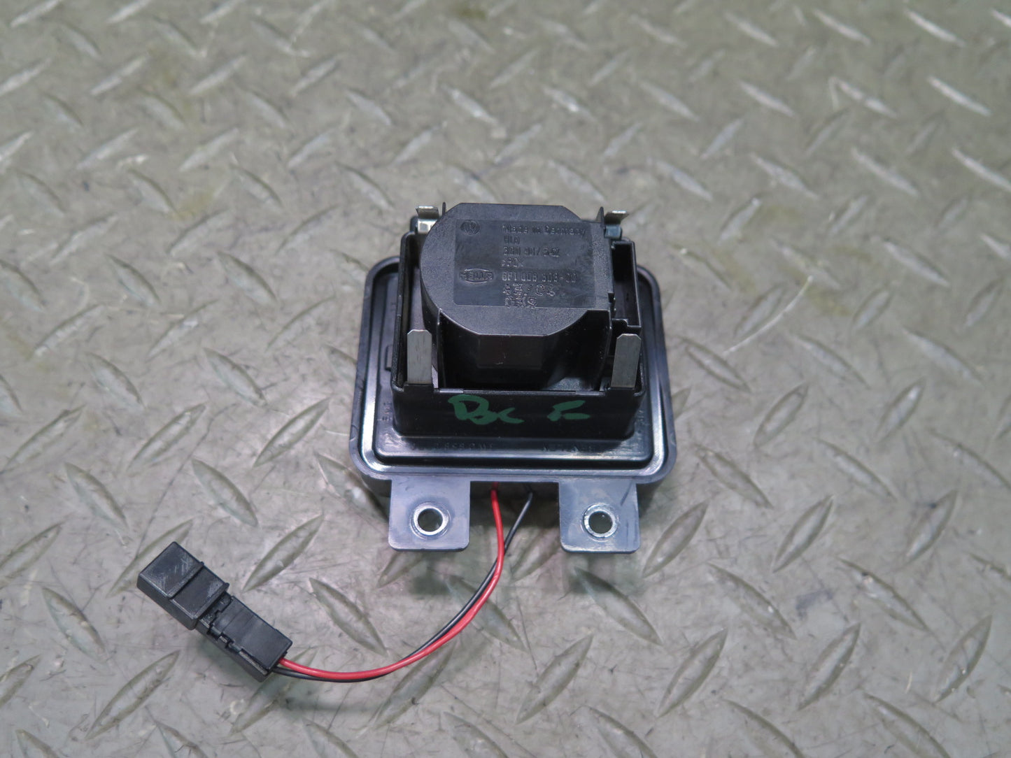 03-10 Bentley Continental GT Interior Air Climate Temperature Sensor 3D0907542