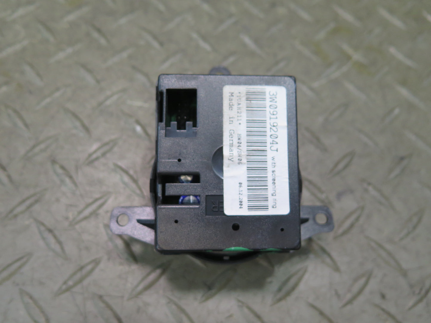03-10 Bentley Continental GT Dash Center Analog Clock Unit 3W0919204J