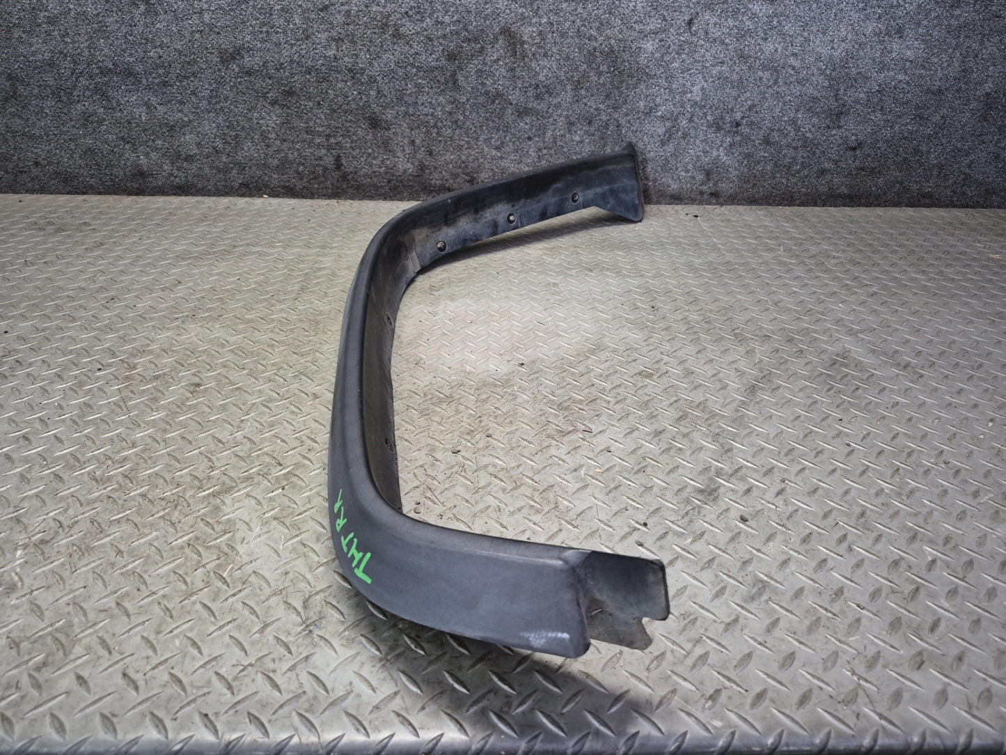 2003-2009 Hummer H2 Rear Left & Right Fender Flare Wheel Arch Molding Set of 2