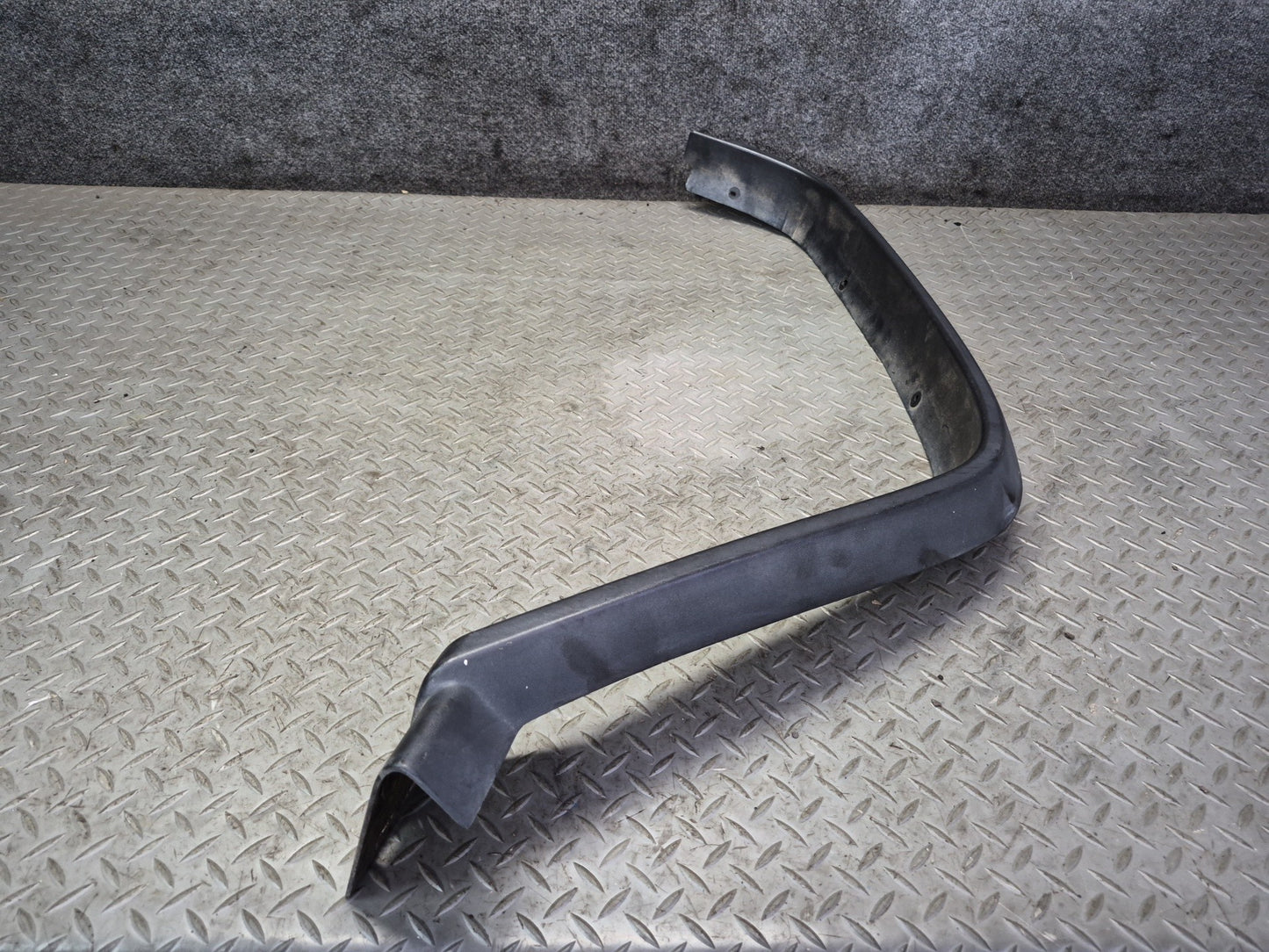 2003-2009 Hummer H2 Rear Left & Right Fender Flare Wheel Arch Molding Set of 2