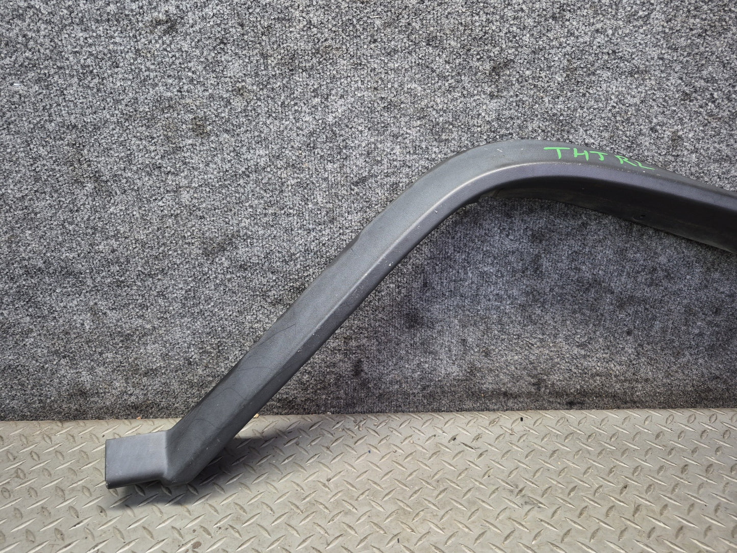 2003-2009 Hummer H2 Rear Left & Right Fender Flare Wheel Arch Molding Set of 2
