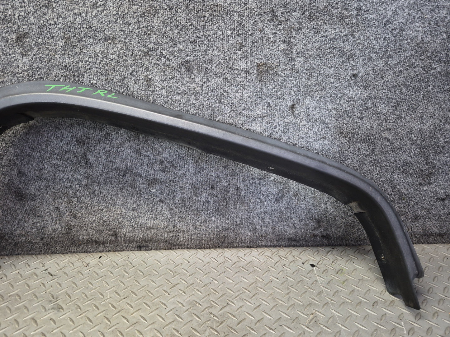 2003-2009 Hummer H2 Rear Left & Right Fender Flare Wheel Arch Molding Set of 2