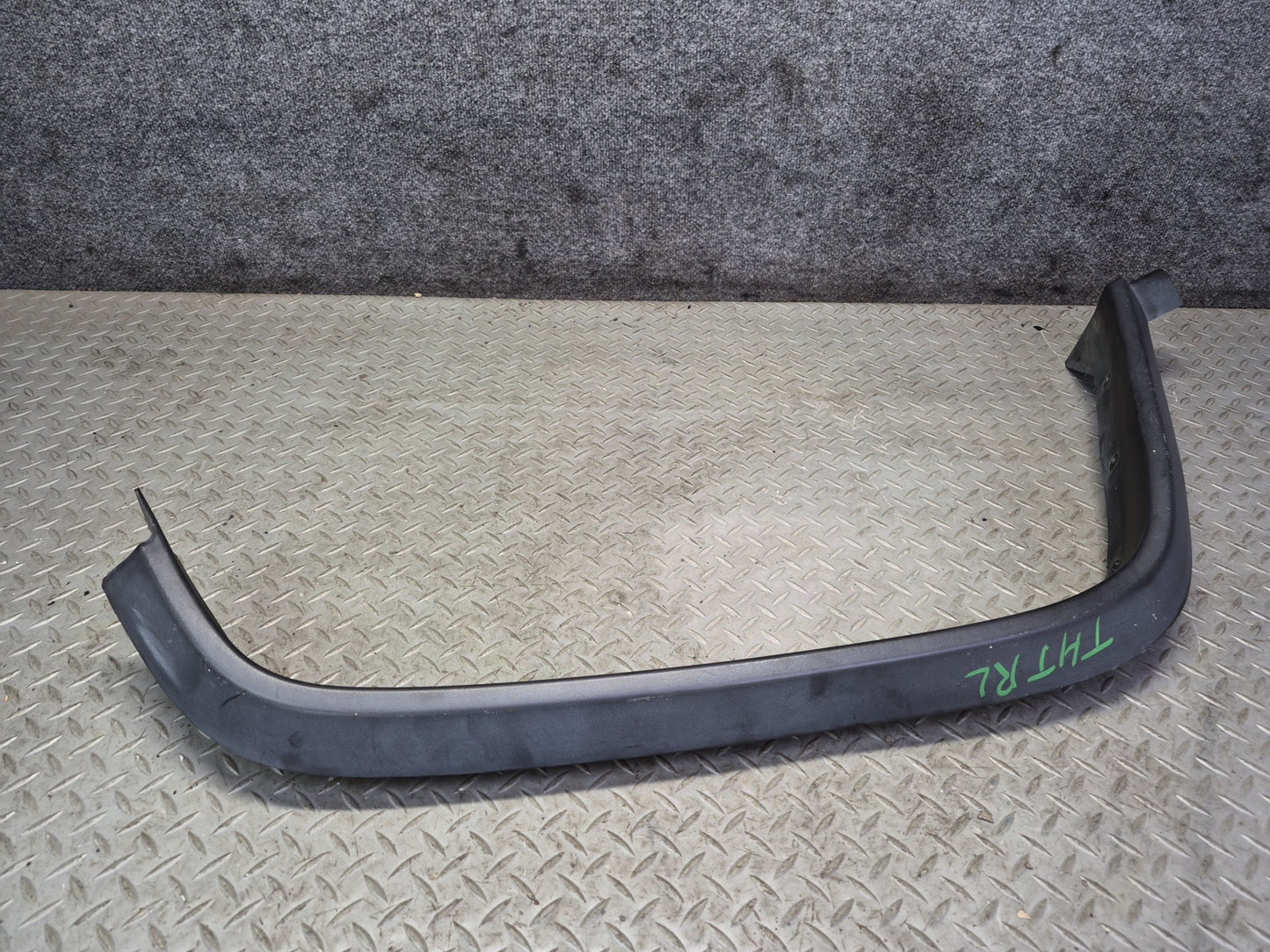 2003-2009 Hummer H2 Rear Left & Right Fender Flare Wheel Arch Molding Set of 2