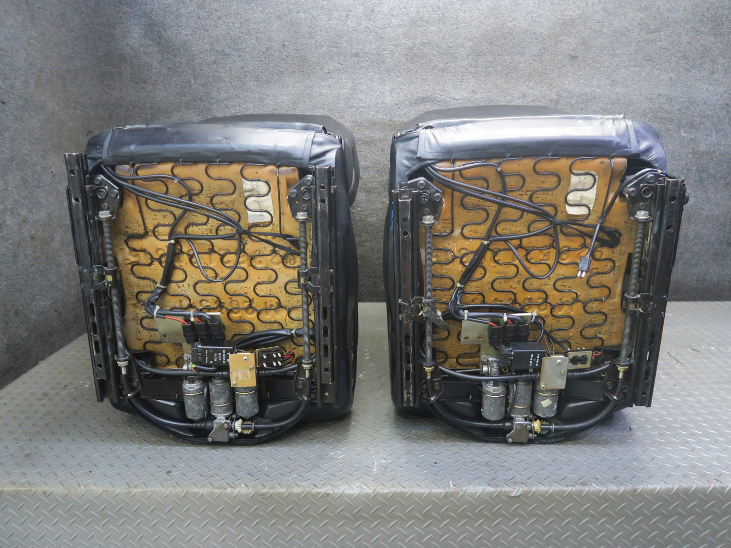 85-86 Porsche 928 S Front & Rear Left Right Side Power Seat Leather Black Set