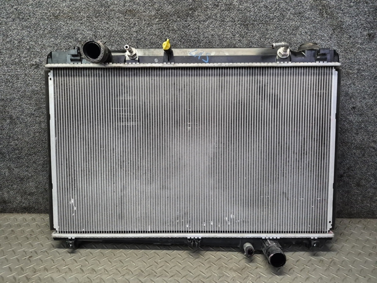 08-10 Lexus UVF46L LS600HL AWD Engine Cooling Radiator OEM