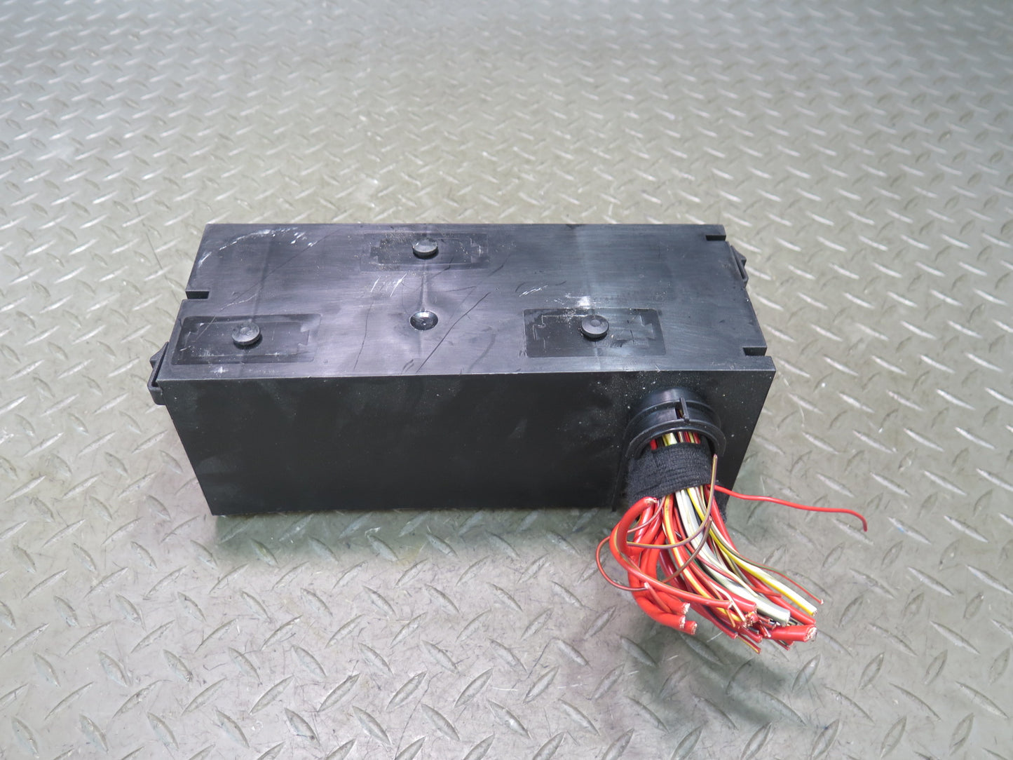 03-11 Bentley Continental GT Rear Trunk Fuse Box Relay Junction Module Unit
