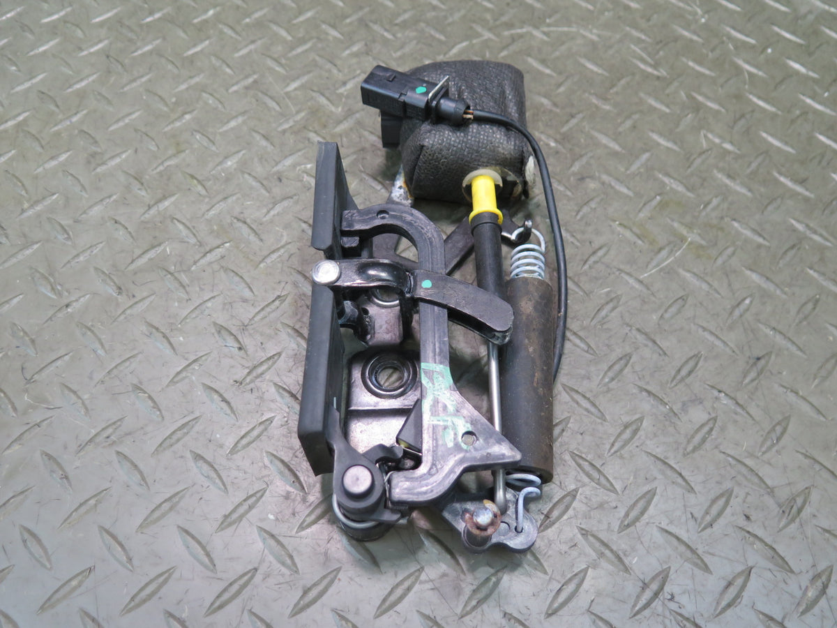 03-10 Bentley Continental GT Rear Trunk Lock Release Latch Striker 3W8827511D