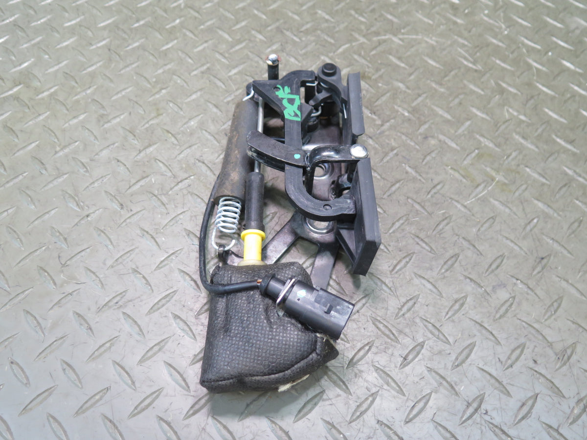 03-10 Bentley Continental GT Rear Trunk Lock Release Latch Striker 3W8827511D
