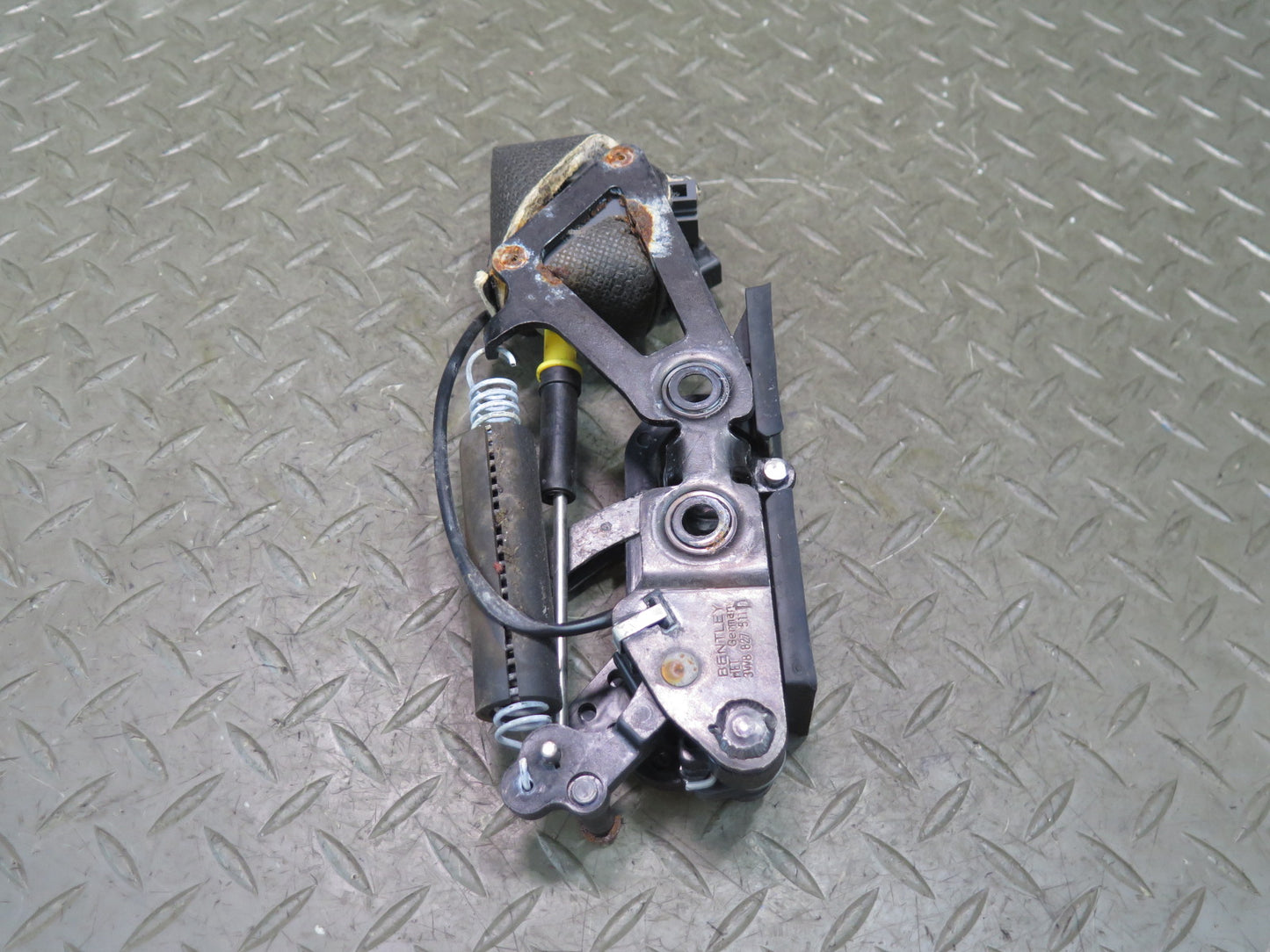 03-10 Bentley Continental GT Rear Trunk Lock Release Latch Striker 3W8827511D