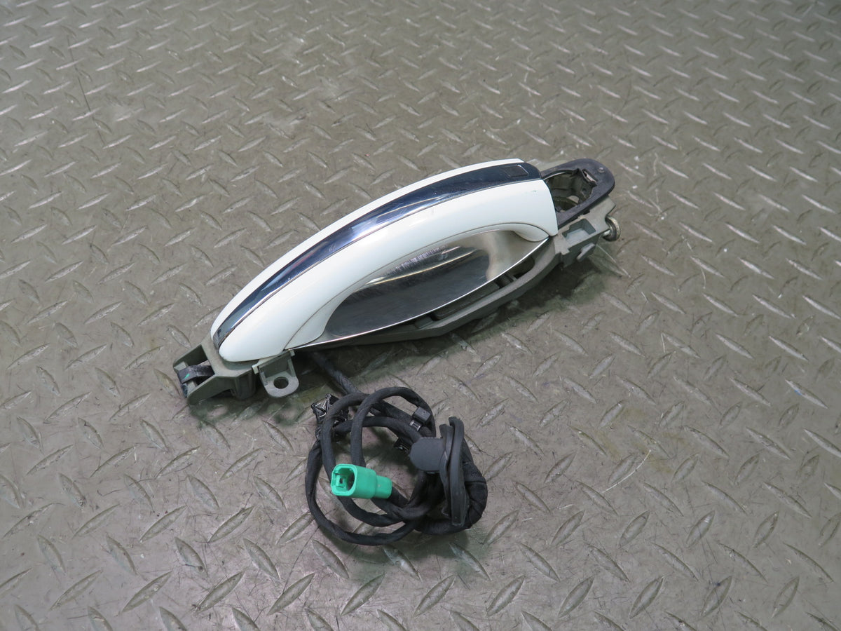 03-11 Bentley Continental GT Front Left Door Exterior Handle w Keyless Entry