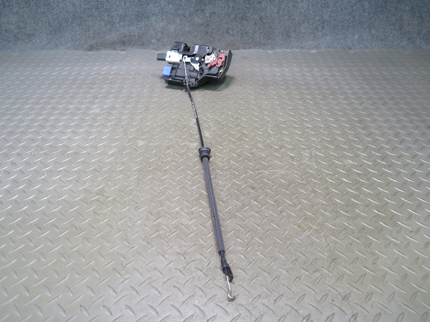 2003-2011 Bentley Continental GT Front Left Door Lock Latch Actuator 3W8837349