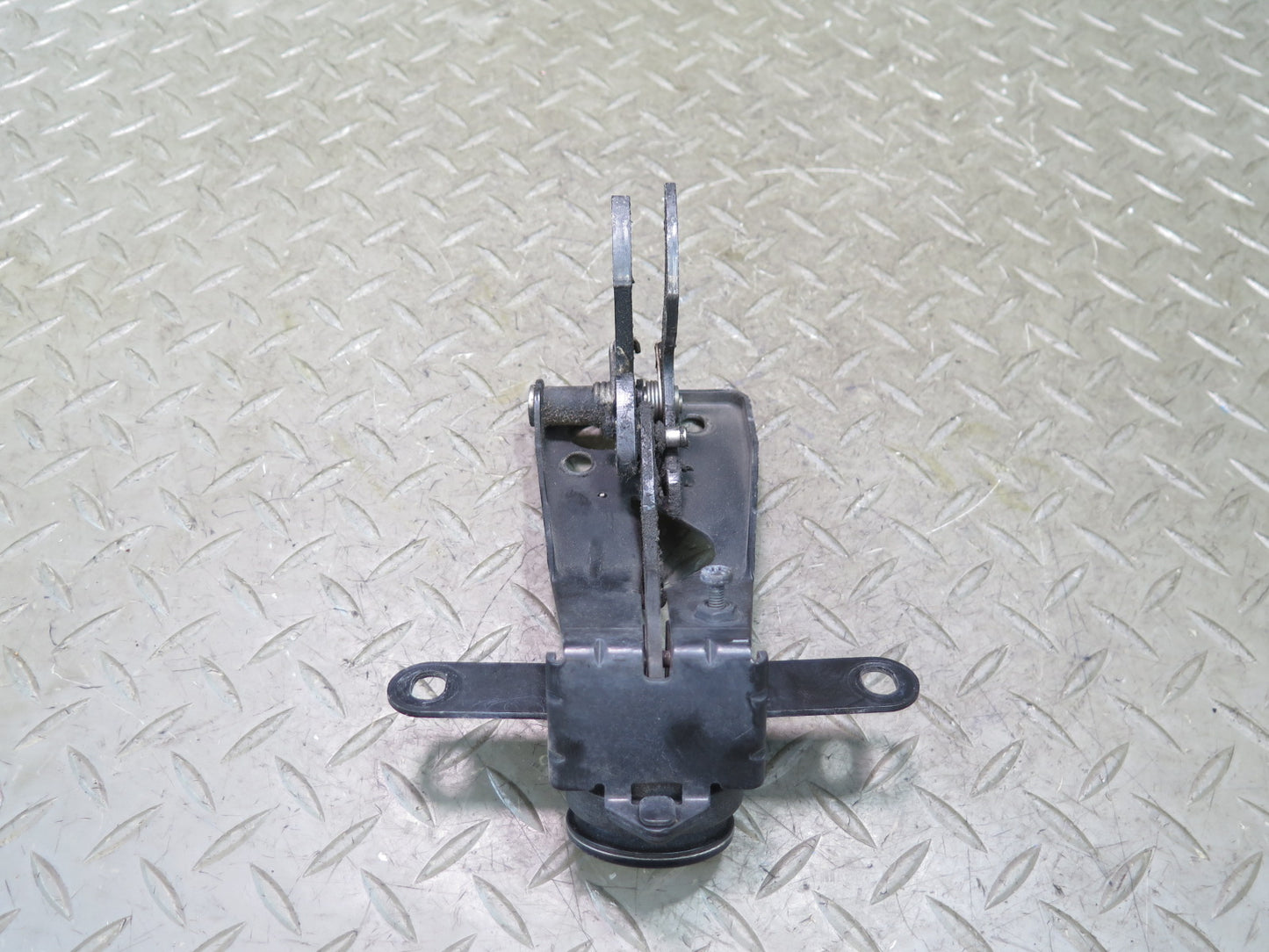 03-10 Bentley Continental GT Front Hood Lock Latch Safety Catch 3W0823480J