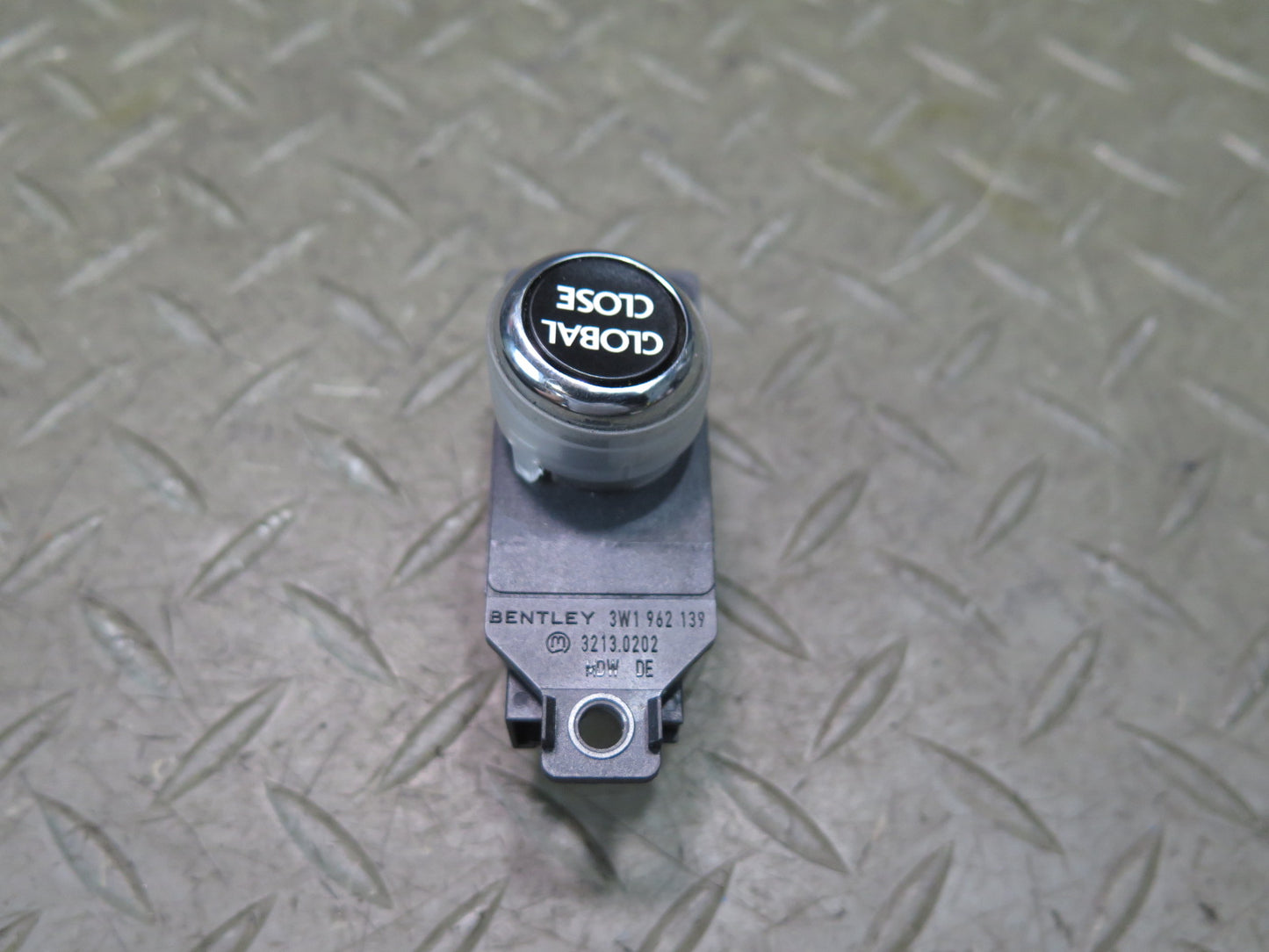 03-10 Bentley Continental GT Global Close Switch Button 3W1962139