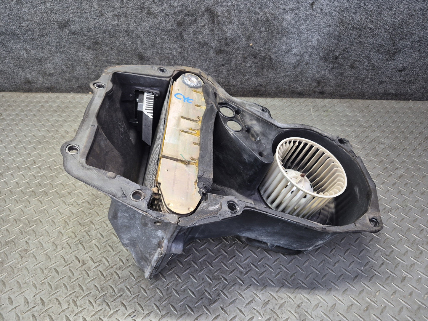 94-96 Chevrolet Corvette C4 Hvac A/C Evaporator Blower Motor Climate Box OEM