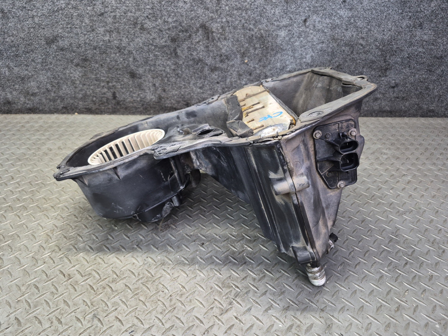 94-96 Chevrolet Corvette C4 Hvac A/C Evaporator Blower Motor Climate Box OEM