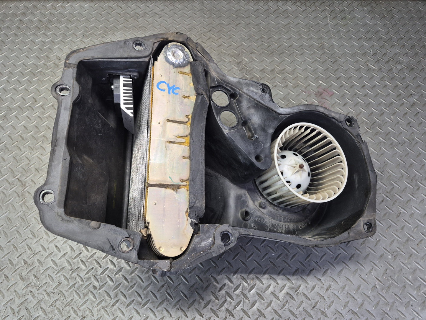 94-96 Chevrolet Corvette C4 Hvac A/C Evaporator Blower Motor Climate Box OEM