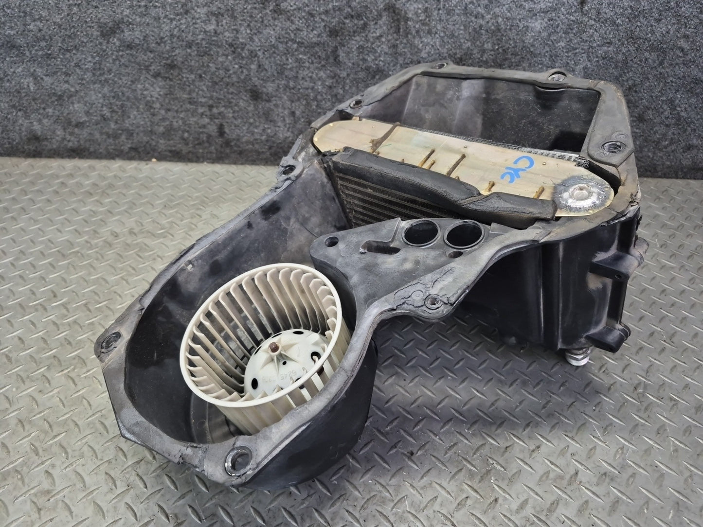 94-96 Chevrolet Corvette C4 Hvac A/C Evaporator Blower Motor Climate Box OEM