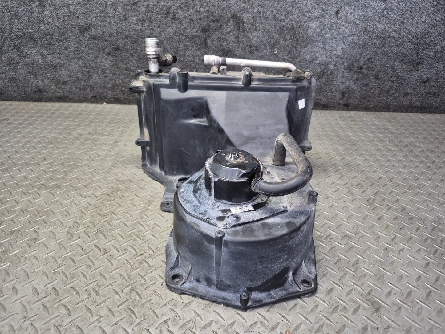 94-96 Chevrolet Corvette C4 Hvac A/C Evaporator Blower Motor Climate Box OEM