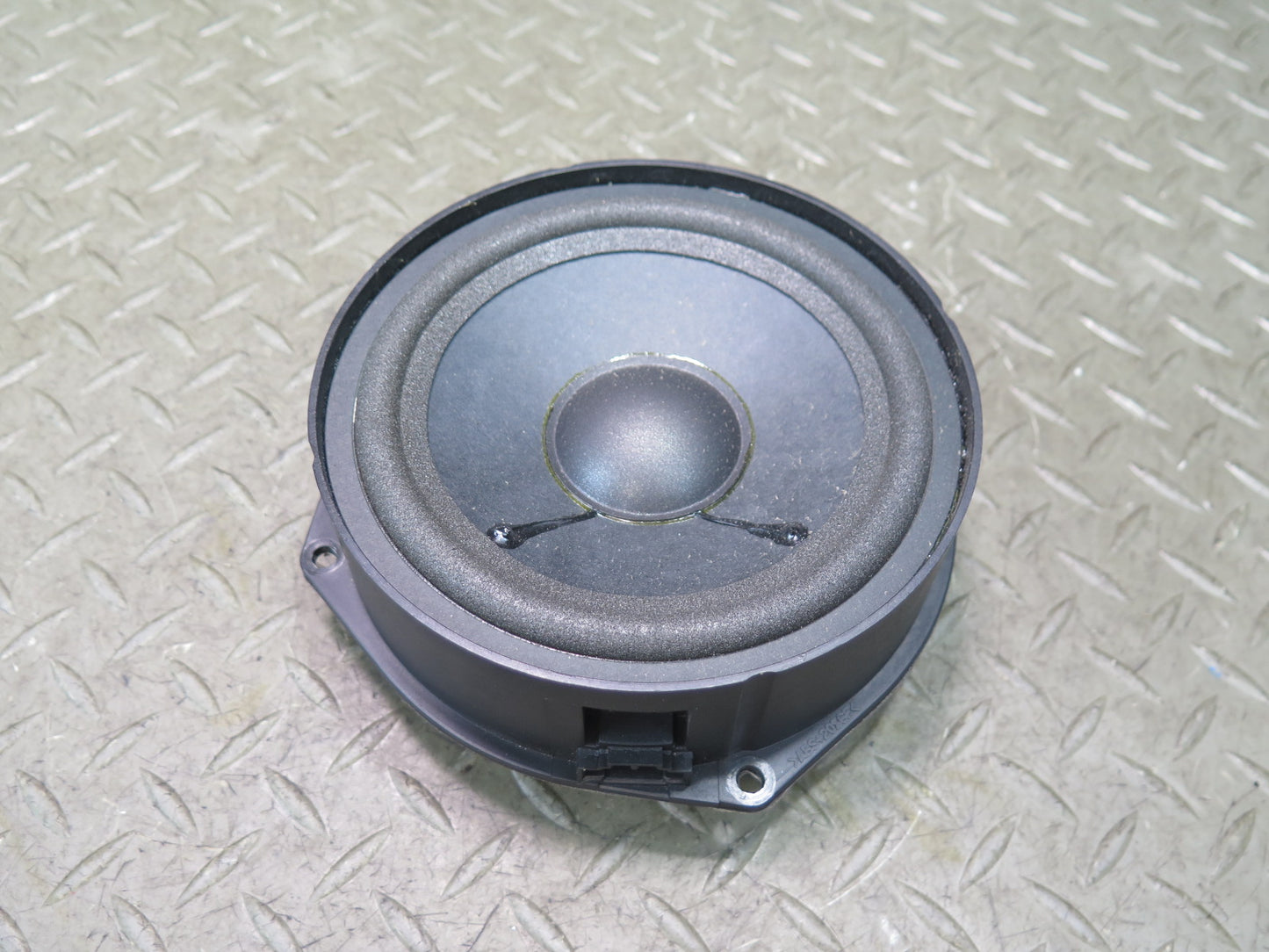 03-11 Bentley Continental GT Front Left & Right Door Speaker 3W0035411P Set of 2
