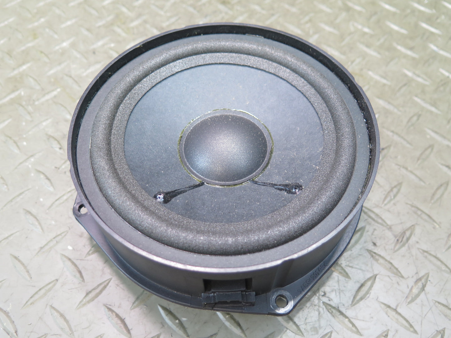 03-11 Bentley Continental GT Front Left & Right Door Speaker 3W0035411P Set of 2