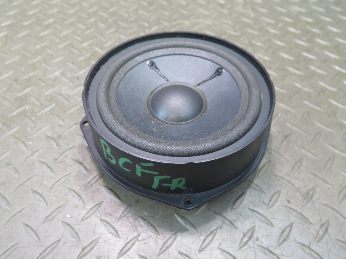 03-11 Bentley Continental GT Front Left & Right Door Speaker 3W0035411P Set of 2