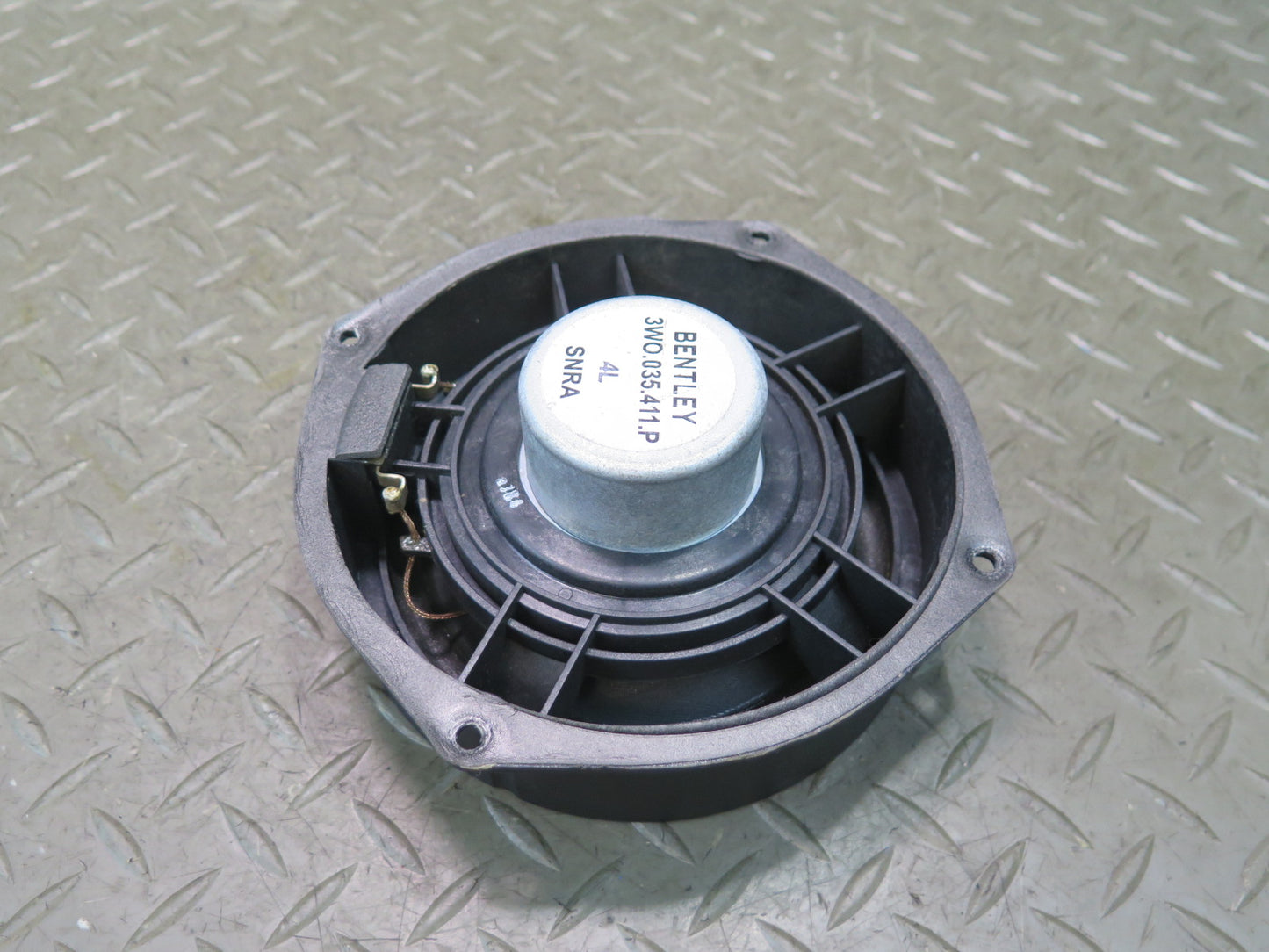 03-11 Bentley Continental GT Front Left & Right Door Speaker 3W0035411P Set of 2