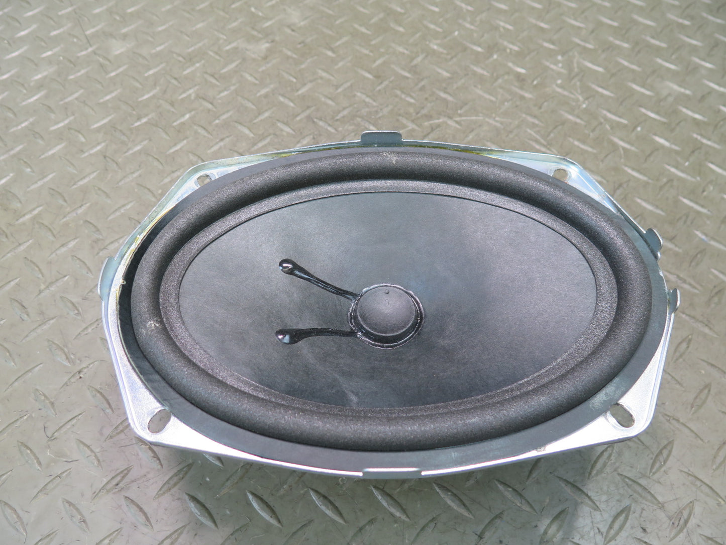 03-11 Bentley Continental GT Front Left & Right Door Speaker 3W0035411N Set of 2