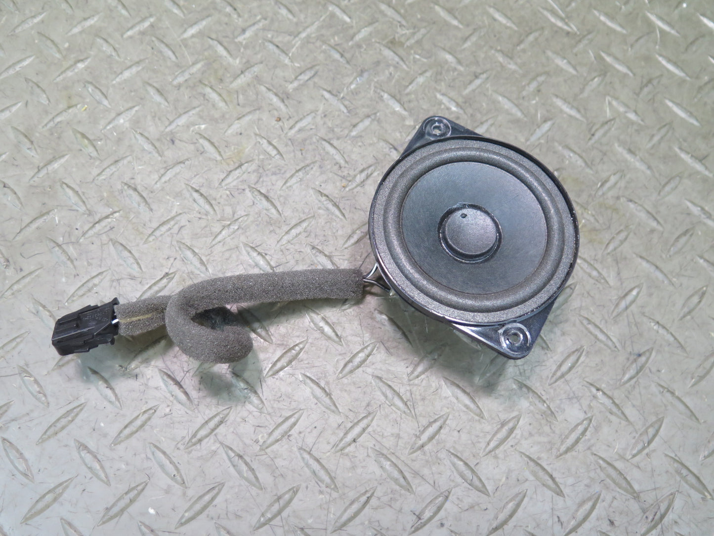 03-10 Bentley Continental GT Front or Rear Door Audio Speaker Set of 2
