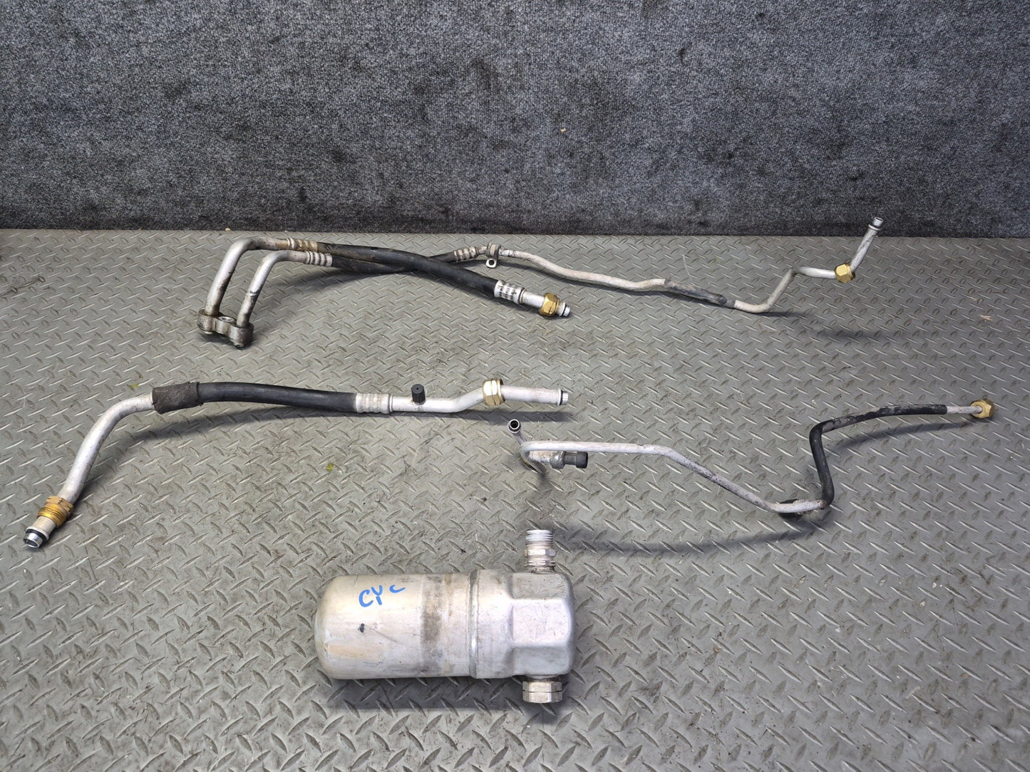 1996 Chevrolet Corvette C4 A/C Air Condition Hose Pipe Line Dryer Set OEM