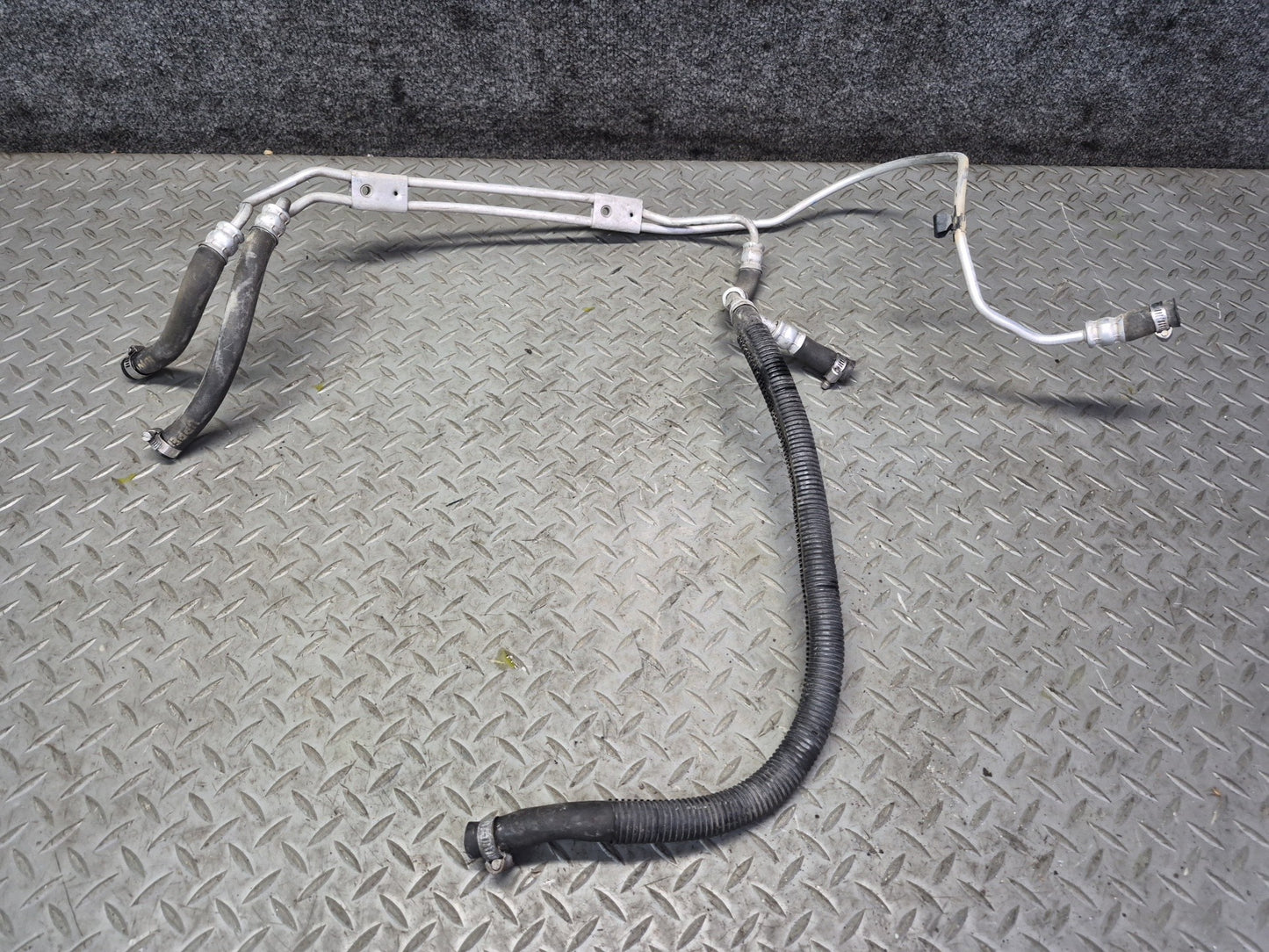 1996 Chevrolet Corvette C4 5.7L Engine Water Coolant Hose Pipe Line Set OEM