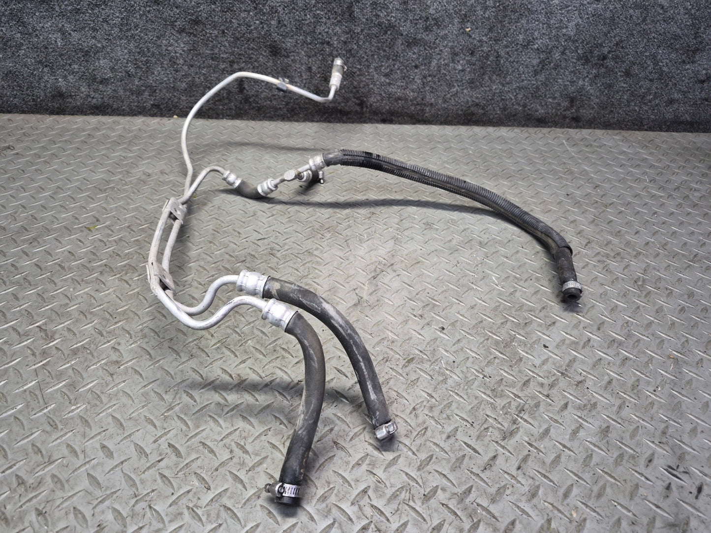 1996 Chevrolet Corvette C4 5.7L Engine Water Coolant Hose Pipe Line Set OEM
