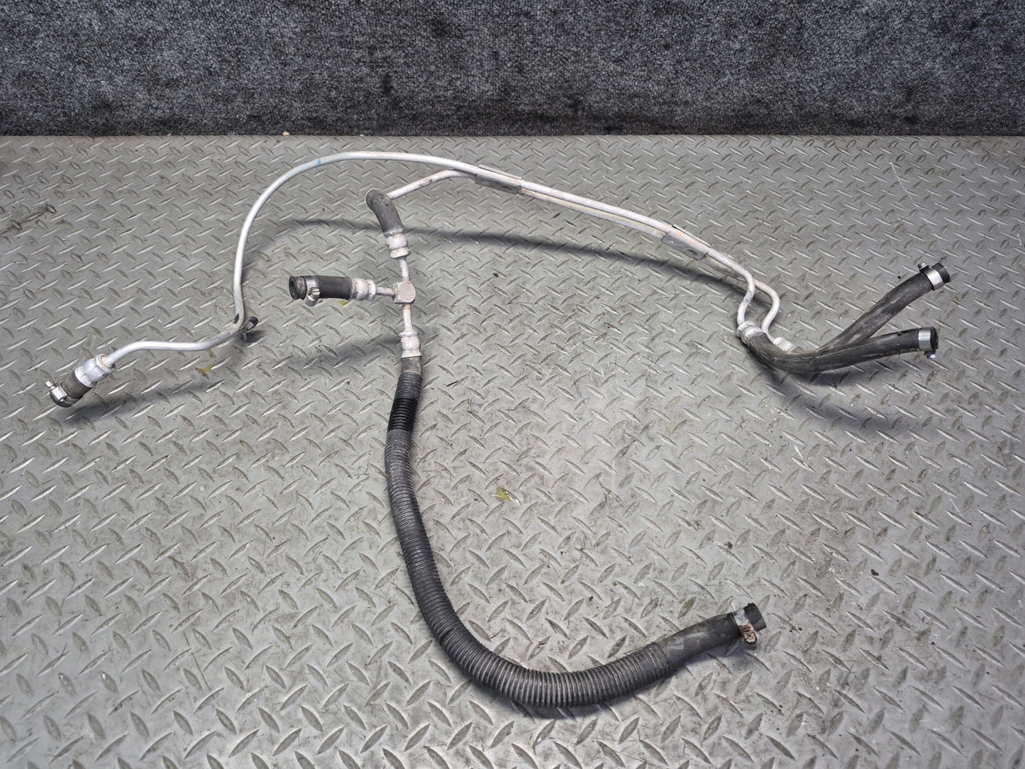 1996 Chevrolet Corvette C4 5.7L Engine Water Coolant Hose Pipe Line Set OEM
