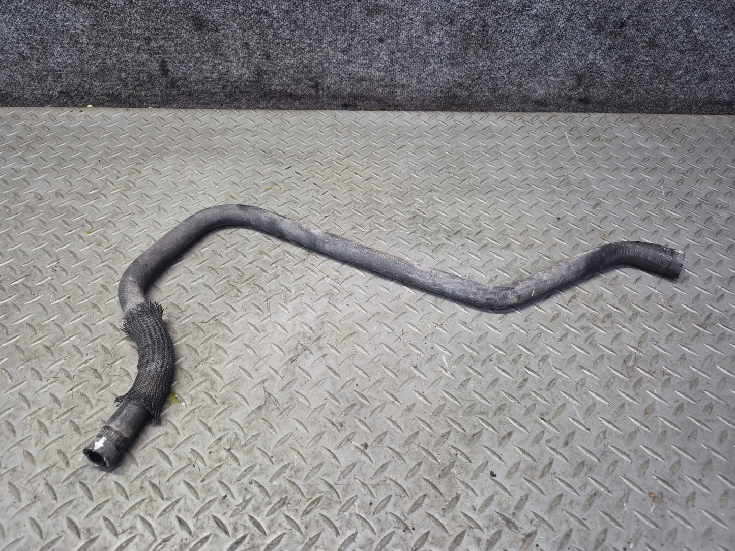 1996 Chevrolet Corvette C4 5.7L Engine Water Coolant Hose Pipe Line Set OEM