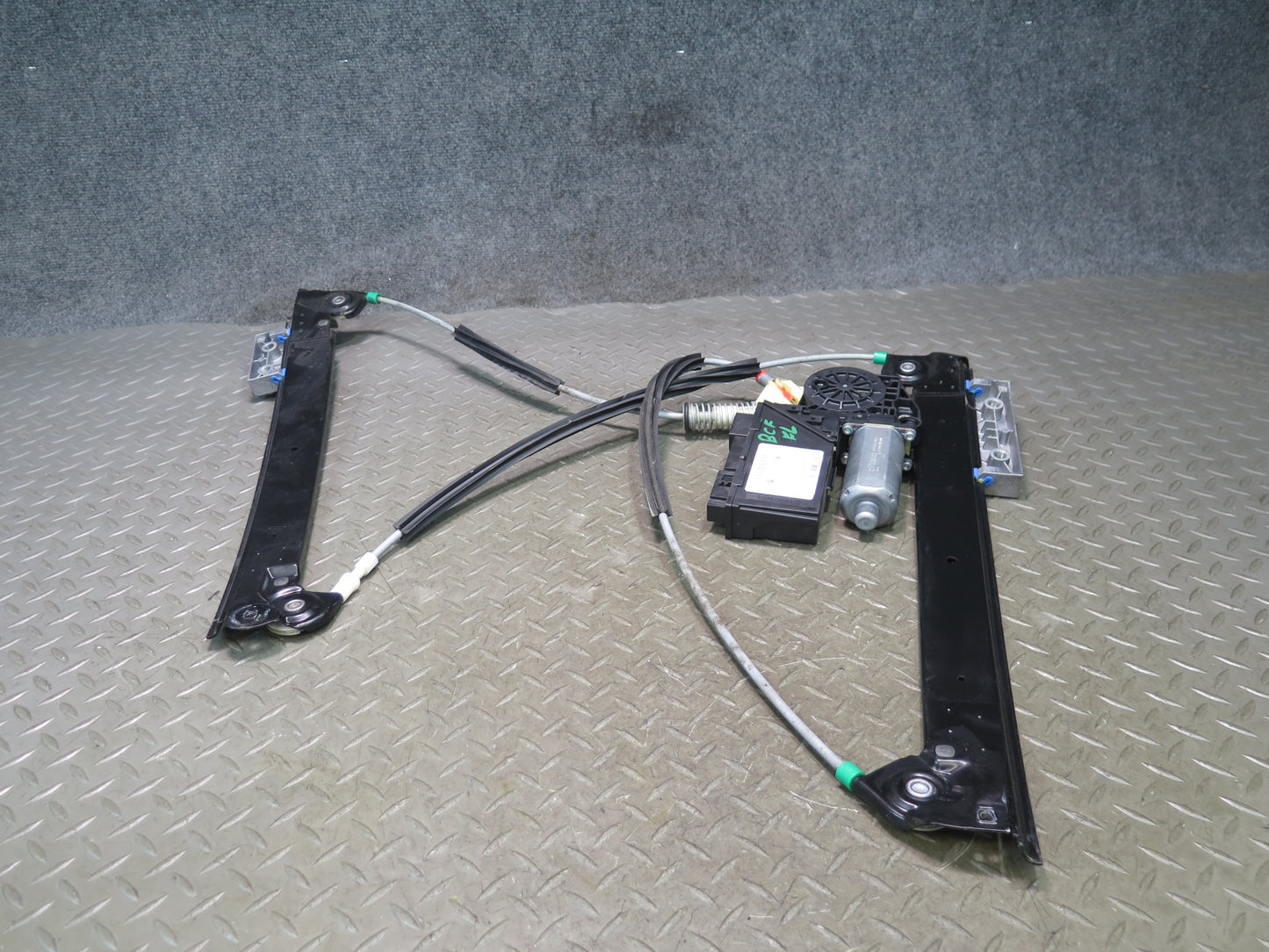 2003-2007 Bentley Continental GT Coupe Left Door Window Regulator w Motor