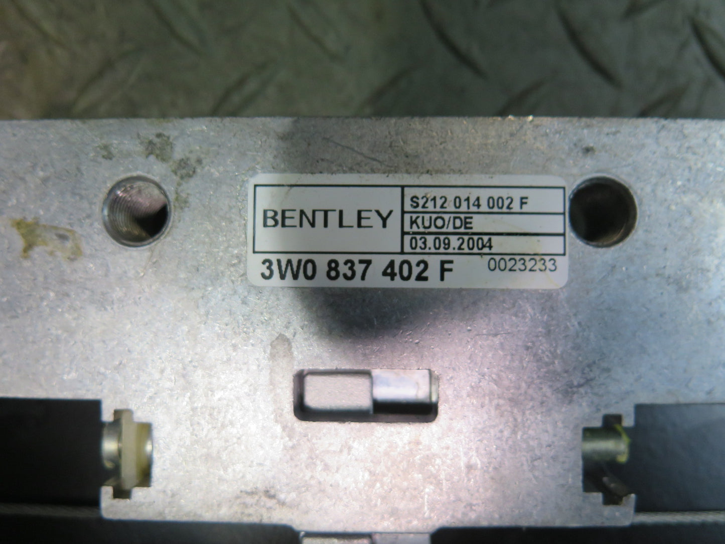 2003-2007 Bentley Continental GT Coupe Right Door Window Regulator w Motor