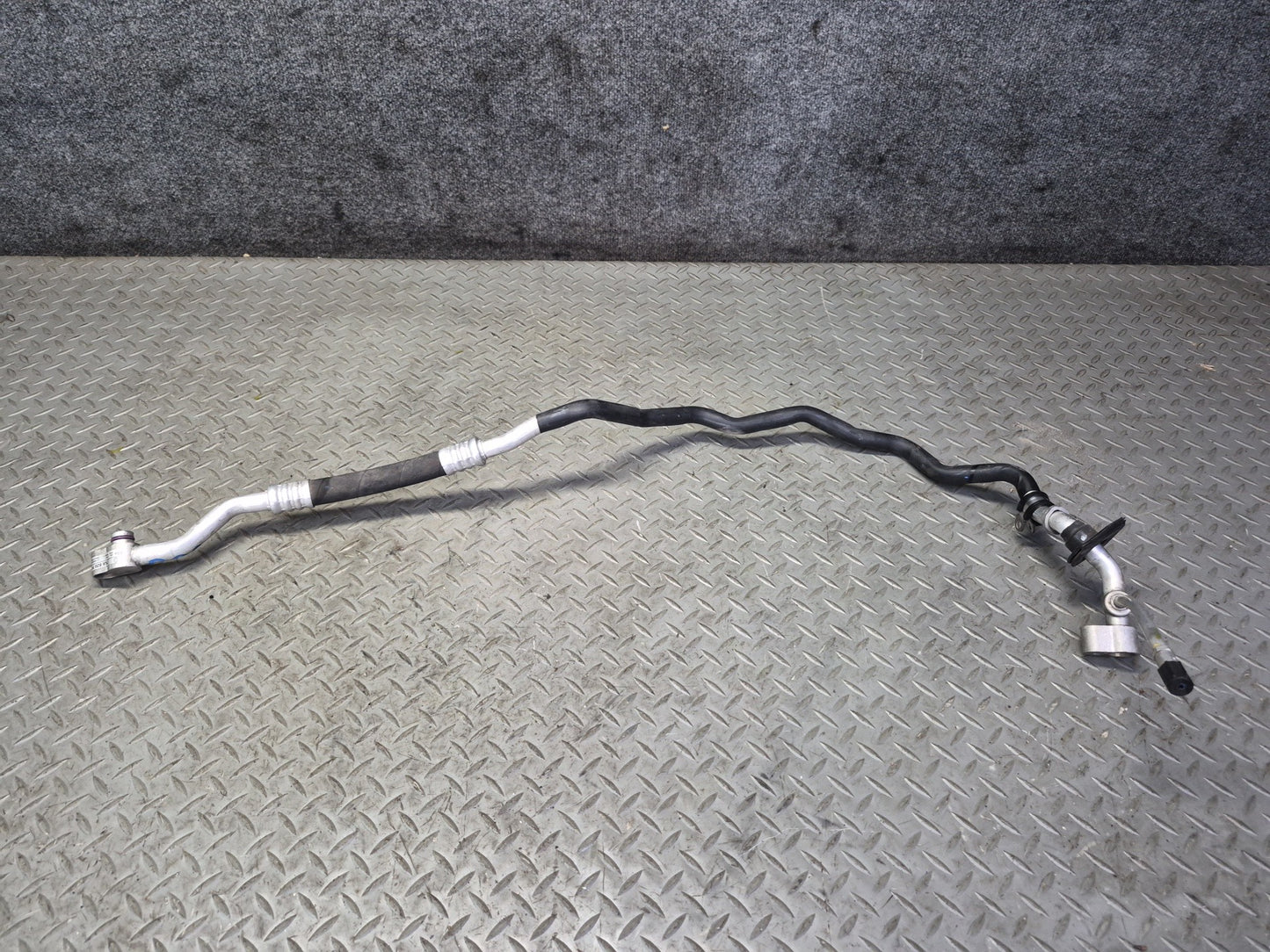 11-15 Audi 4L Q7 3.0L Ctwb Set of 8 A/C Air Condition Hose Pipe Line OEM