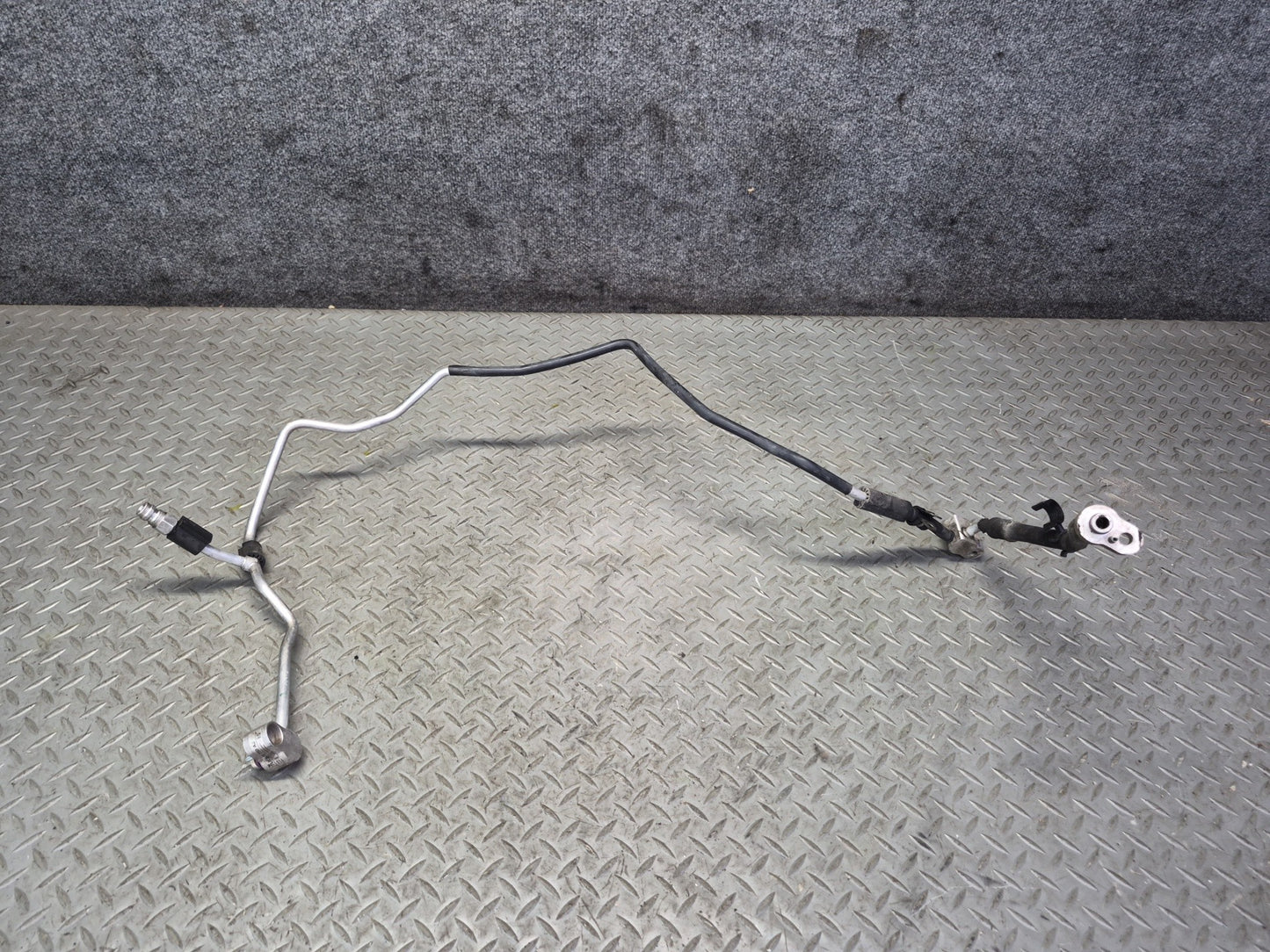 11-15 Audi 4L Q7 3.0L Ctwb Set of 8 A/C Air Condition Hose Pipe Line OEM