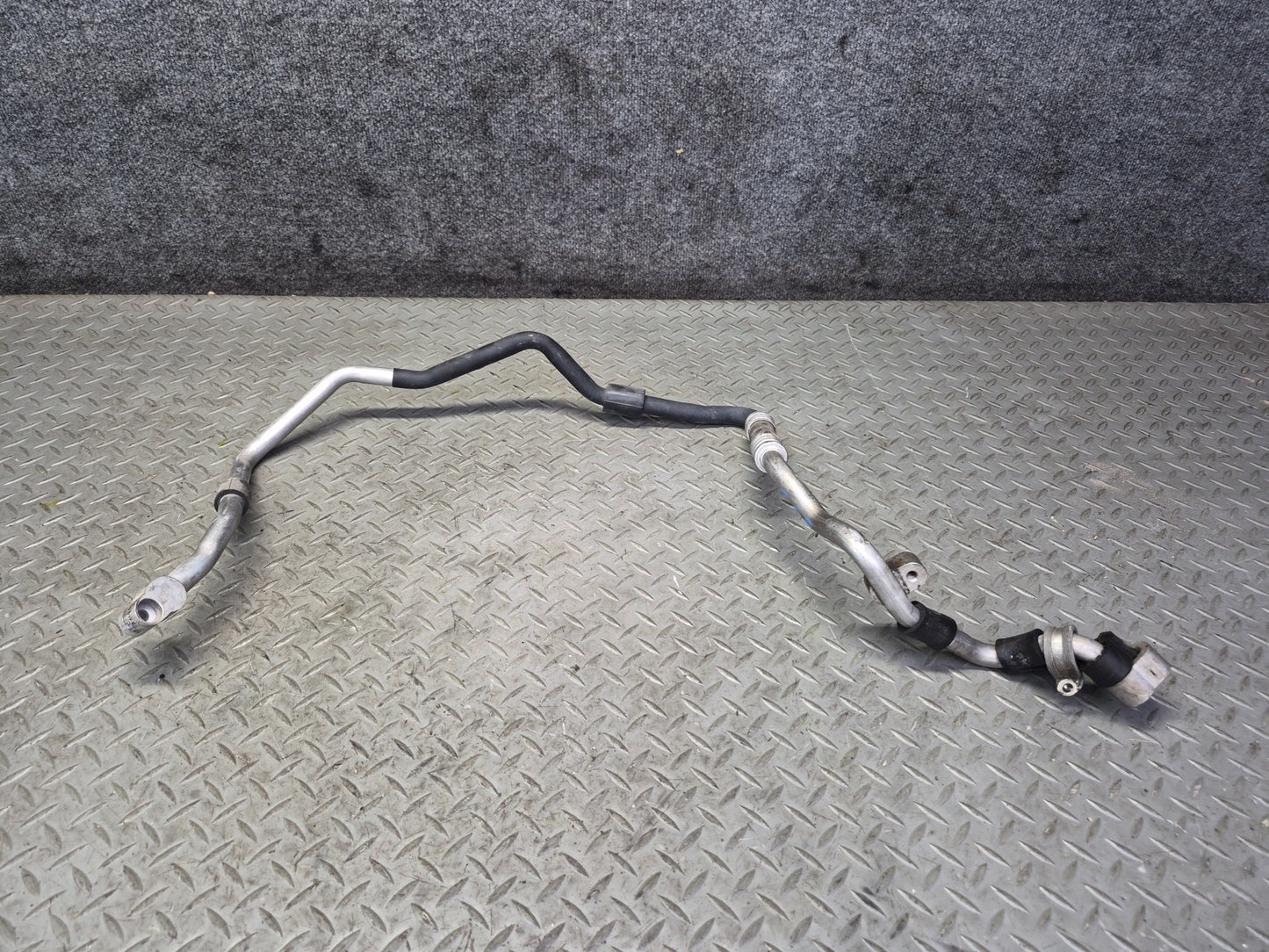 11-15 Audi 4L Q7 3.0L Ctwb Set of 8 A/C Air Condition Hose Pipe Line OEM