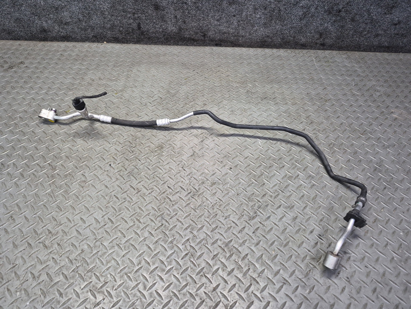 11-15 Audi 4L Q7 3.0L Ctwb Set of 8 A/C Air Condition Hose Pipe Line OEM