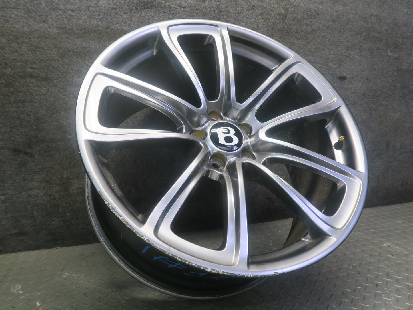 2009-2011 Bentley Continental Supersport R20 20" Forged Wheel Rim 20x9.5J ET41