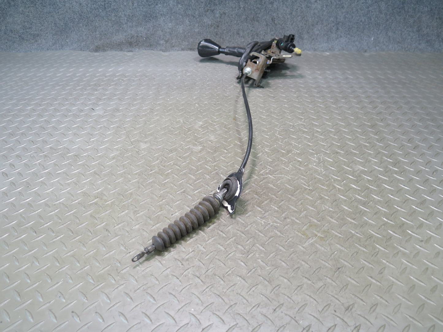 94-96 Chevrolet Corvette C4 A/T Automatic Transmission Shifter w Cable OEM
