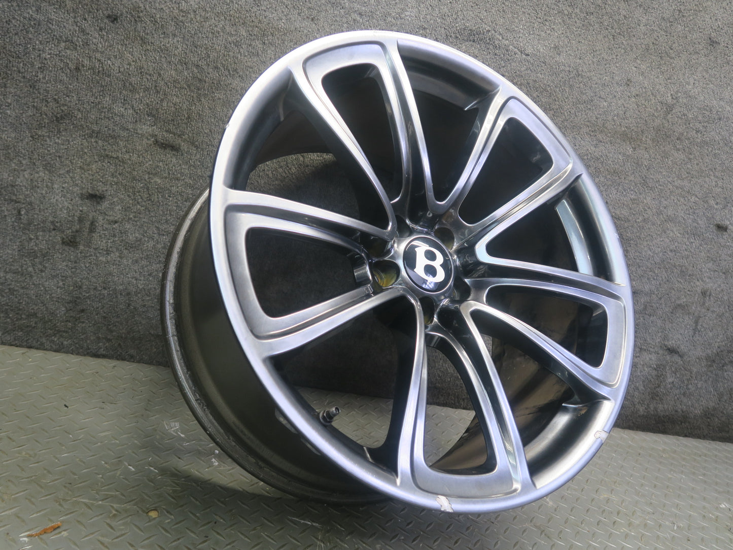 2009-2011 Bentley Continental Supersport R20 20" Forged Wheel Rim 20x9.5J ET16
