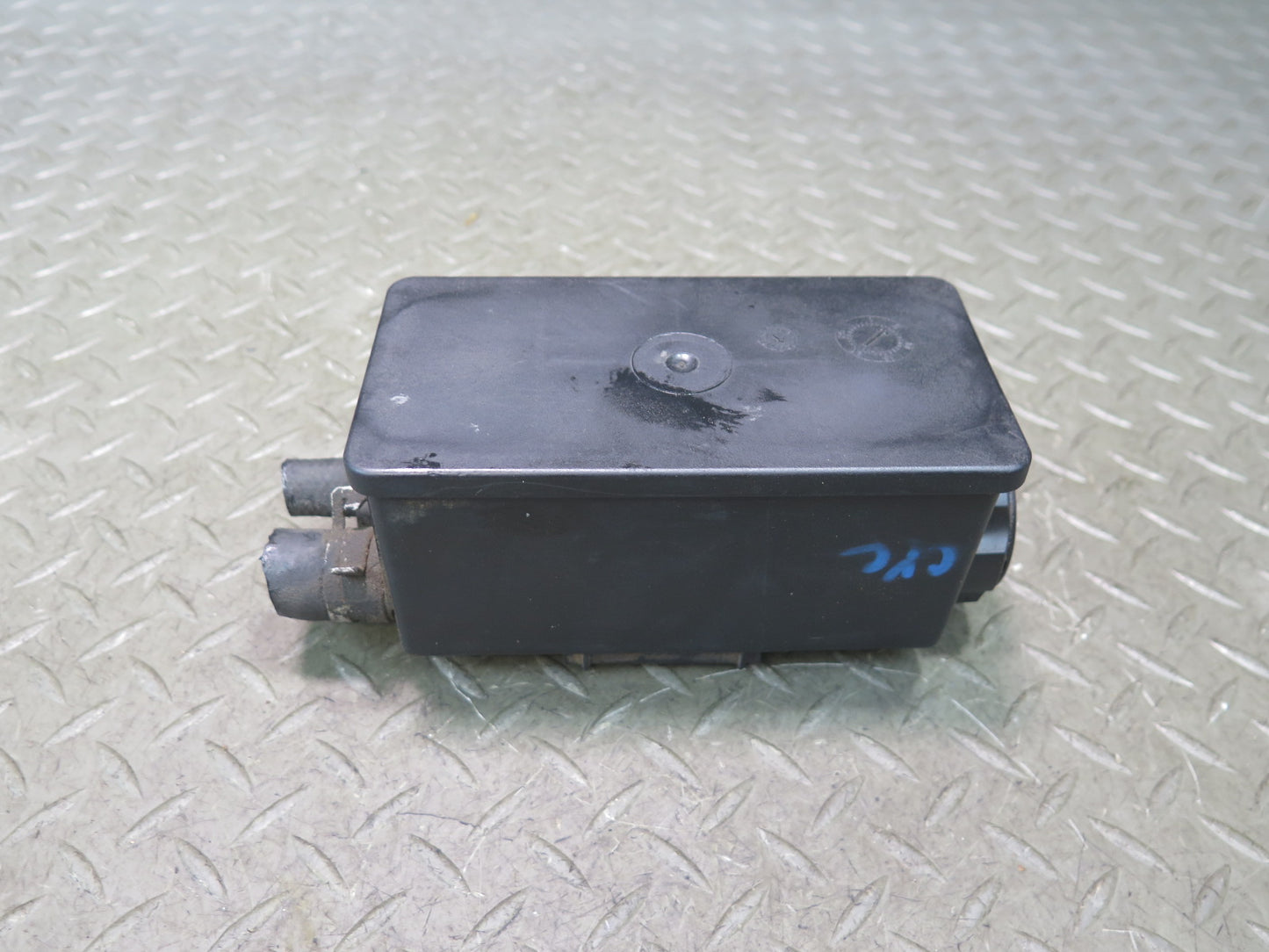 92-96 Chevrolet Corvette C4 Power Steering Fluid Reservoir Tank OEM