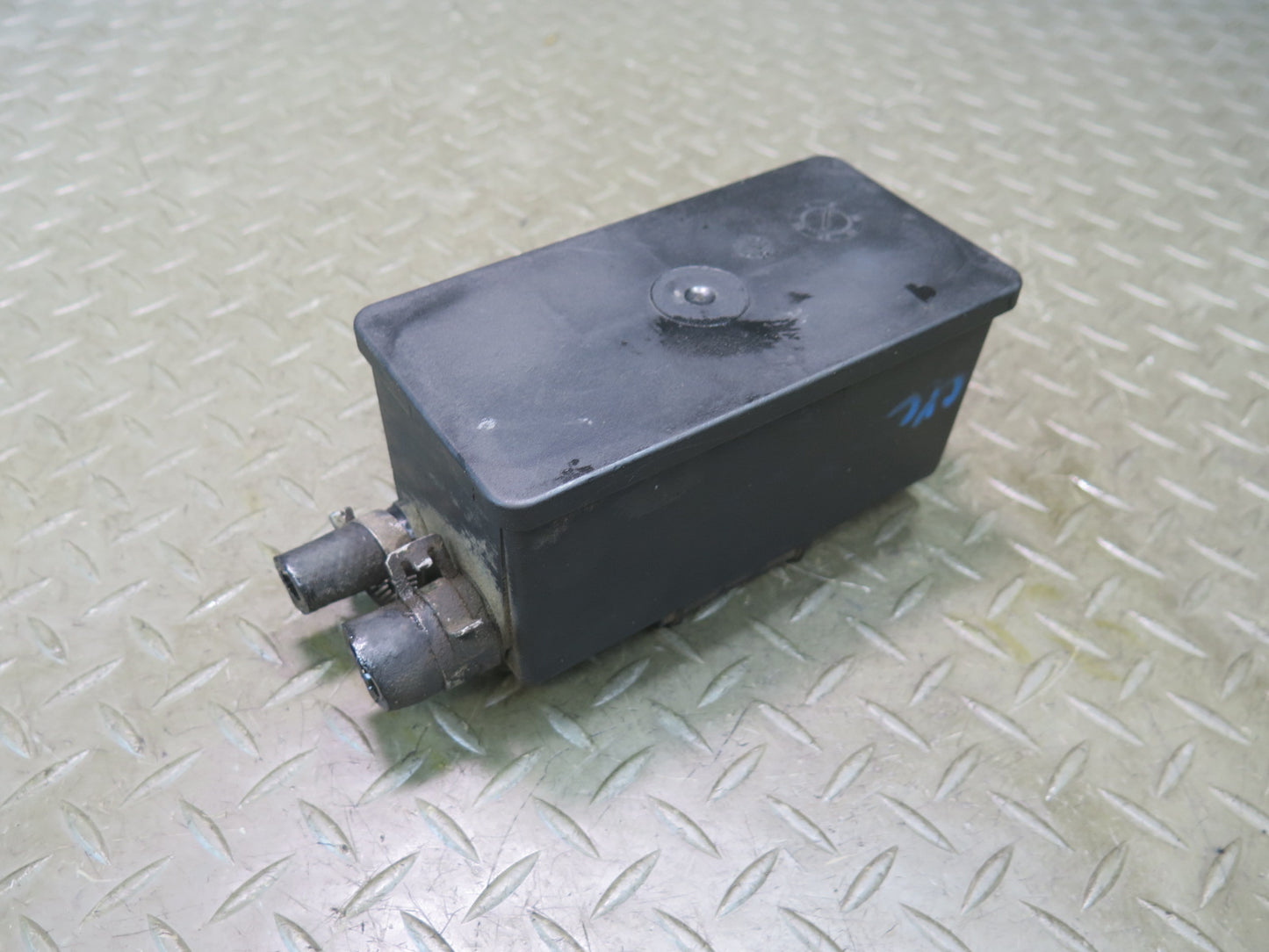 92-96 Chevrolet Corvette C4 Power Steering Fluid Reservoir Tank OEM