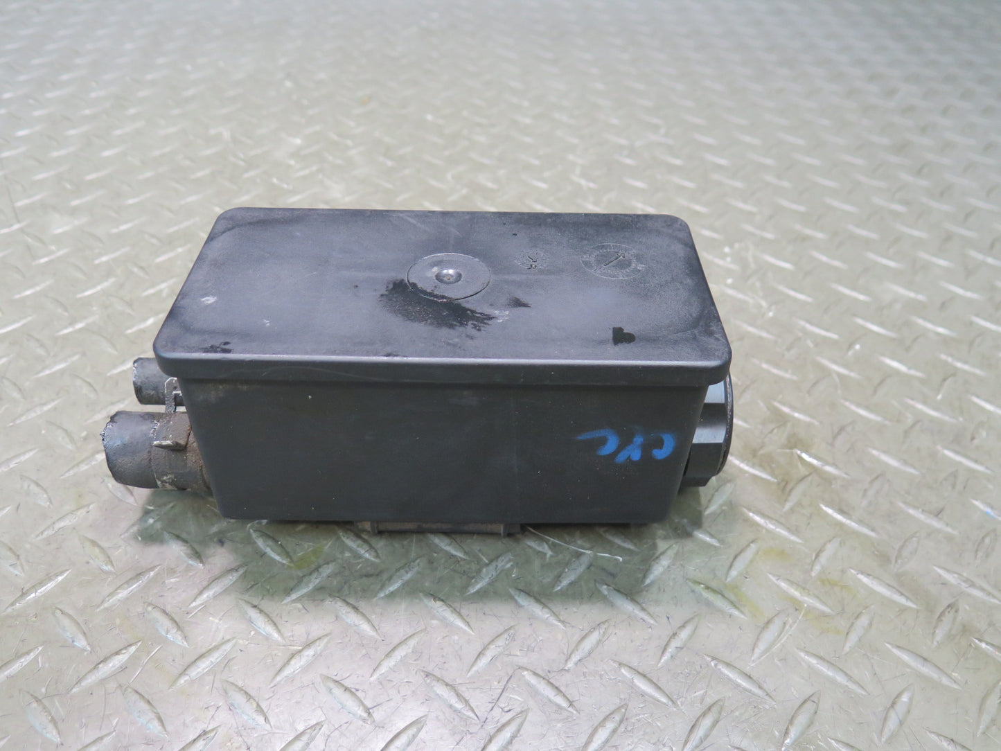 92-96 Chevrolet Corvette C4 Power Steering Fluid Reservoir Tank OEM