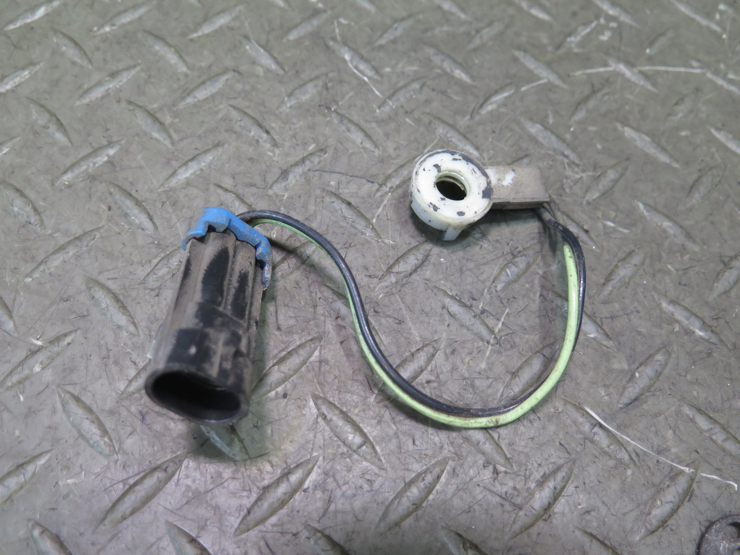 92-96 Chevrolet Corvette C4 Exterior Door Handle w Lock Position Sensor Set OEM