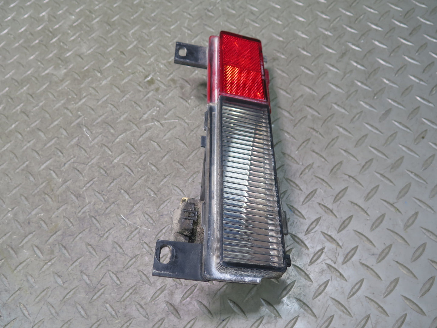 91-96 Chevrolet Corvette C4 Rear Left & Right Side Marker Light Lamp Set OEM