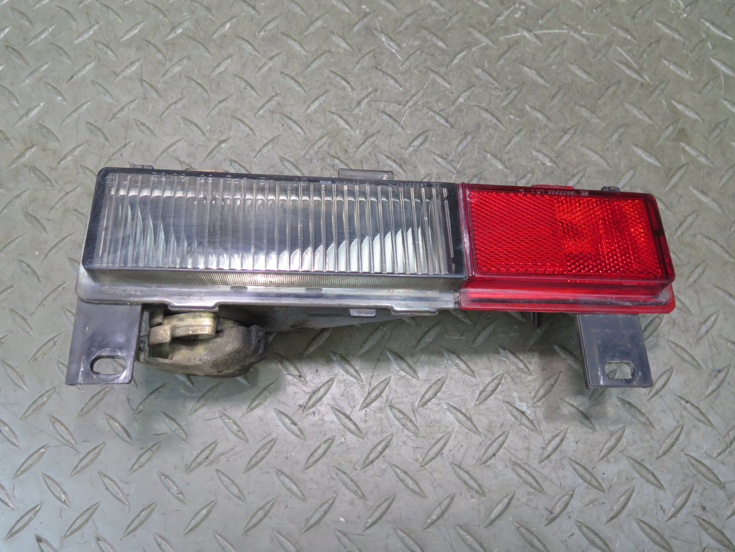 91-96 Chevrolet Corvette C4 Rear Left & Right Side Marker Light Lamp Set OEM