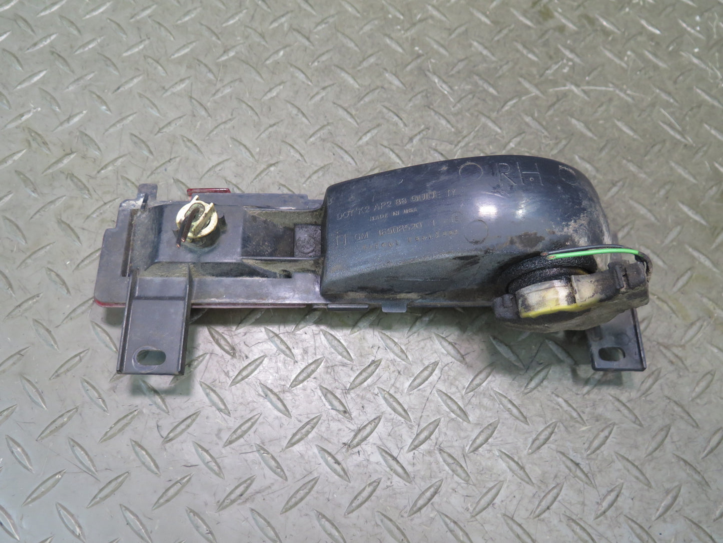 91-96 Chevrolet Corvette C4 Rear Left & Right Side Marker Light Lamp Set OEM